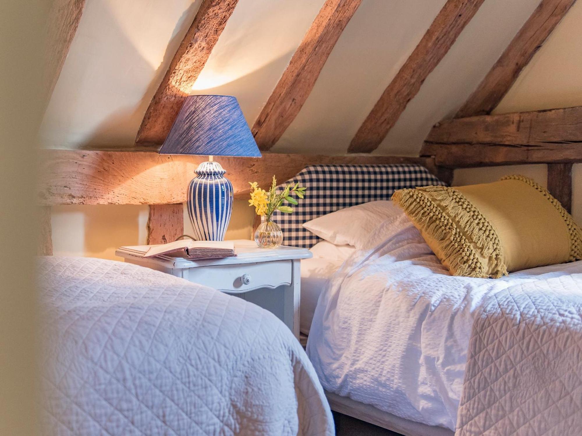 Villa Woolhouse Barn Hunton  Esterno foto